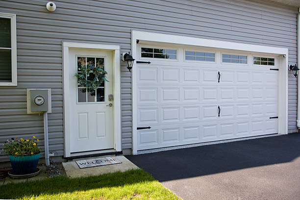 24/7 Emergency Garage Door Roller Replacement experts in Stafford Courthouse, VA
